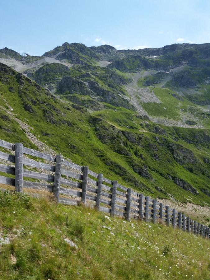 فندق Vvf Les 7 Laux Massif De Belledonne برابوتيل المظهر الخارجي الصورة